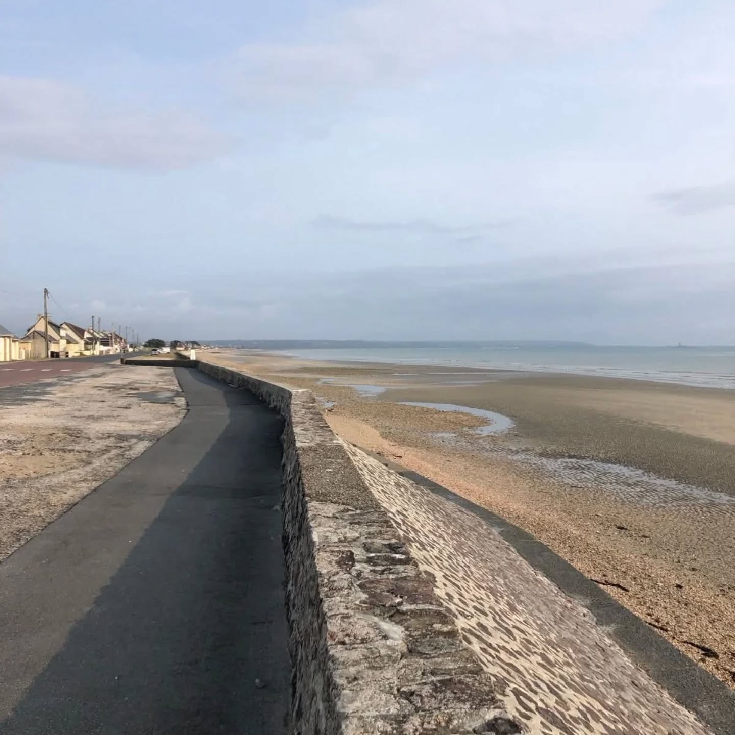 🔎 Vous vous demandez à quoi va ressembler le parcours Gravel ? Jetez un oeil ! 😉

📸 Strava

𝐈𝐧𝐟𝐨𝐫𝐦𝐚𝐭𝐢𝐨𝐧𝐬 & 𝐢𝐧𝐬𝐜𝐫𝐢𝐩𝐭𝐢𝐨𝐧𝐬 ⤵️
✍️ https://cyclomontblanc.fr

#CyclosportiveMontBlanc #CycloMontBlanc #RunningMontBlanc #SainteMereEglise #Cyclo Gravel Cyclisme Cyclosport Route Velo VeloRoute Cycling CyclingEvent CyclingFrance CycloTourisme
Running CourseAPied Run 10km 5km FFA
Normandie Manche Cotentin DDayLand
LaurentJalabert Jaja EKOI SMH CLSO