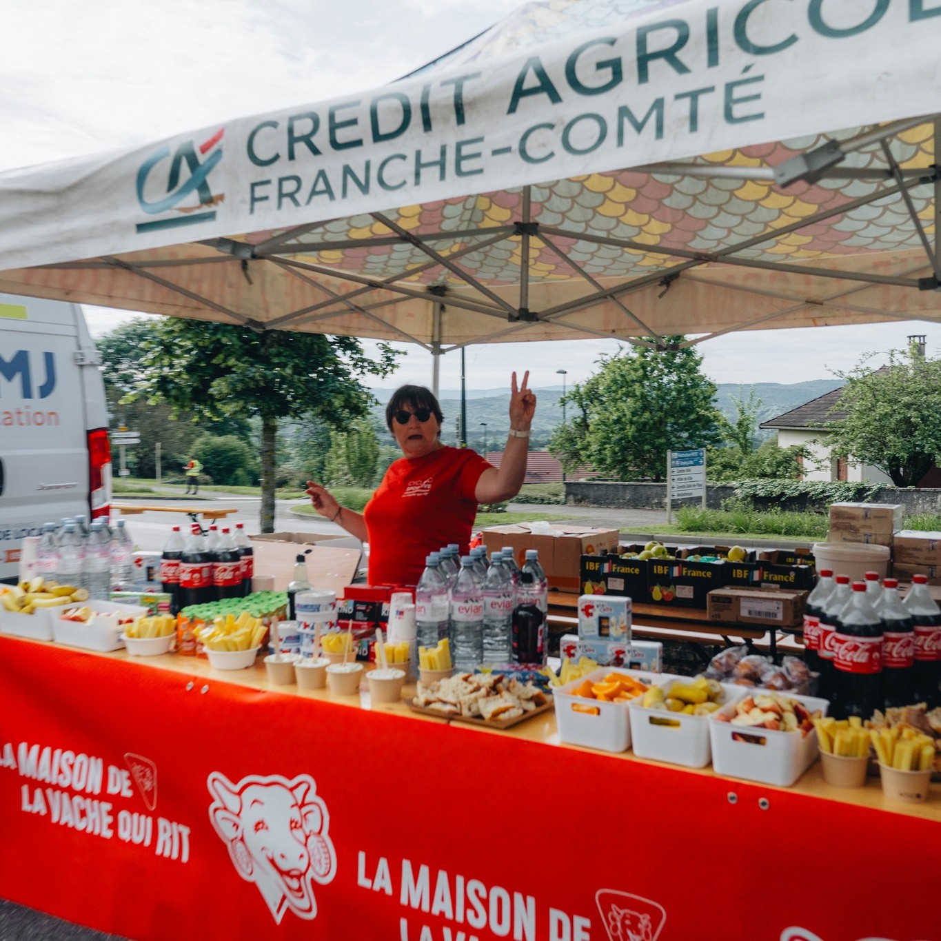 😋 Promesse : tu ne vas manquer de rien au ravito. 

On en reparle fin septembre ? 🙃

𝐈𝐧𝐟𝐨𝐫𝐦𝐚𝐭𝐢𝐨𝐧𝐬 & 𝐢𝐧𝐬𝐜𝐫𝐢𝐩𝐭𝐢𝐨𝐧𝐬 ⤵️
✍️ https://cyclomontblanc.fr

#CyclosportiveMontBlanc #CycloMontBlanc #RunningMontBlanc #SainteMereEglise #Cyclo #Gravel #Cyclisme #Cyclosport #Route #Velo #VeloRoute #Cycling #CyclingEvent #CyclingFrance #CycloTourisme
#Running #CourseAPied #Run #10km #5km #FFA
#Normandie #Manche #Cotentin #DDayLand
#LaurentJalabert #Jaja #EKOI #SMH #CLSO